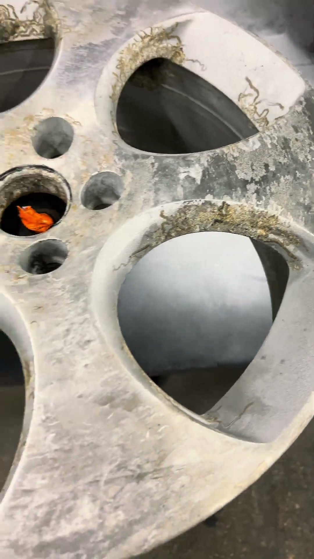 Miniatura filmu: Renowacja felg aluminiowych